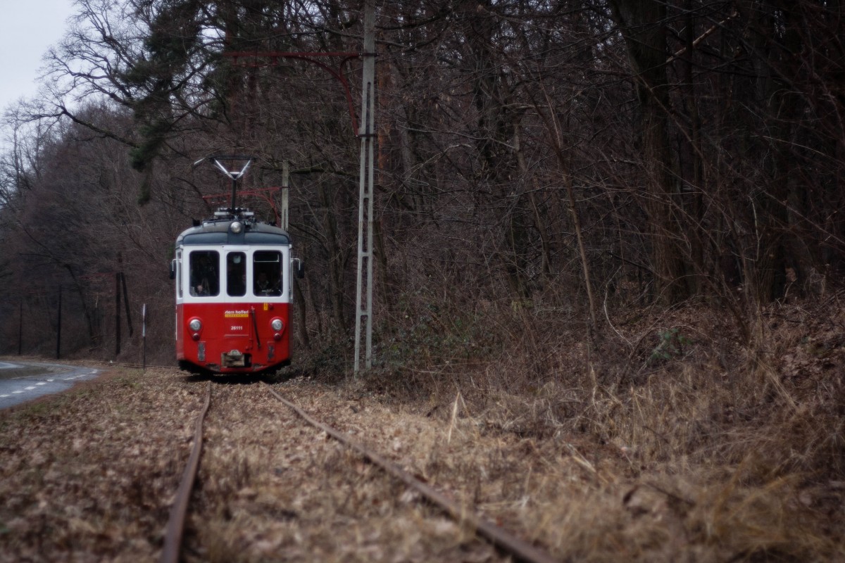 Lansare de carte în tramvaiul care vine din Sibiu la Rășinari