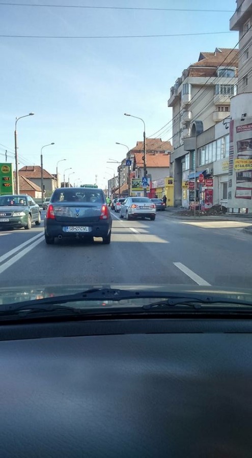 Accident cauzat de nepăstrarea distanței regulamentare