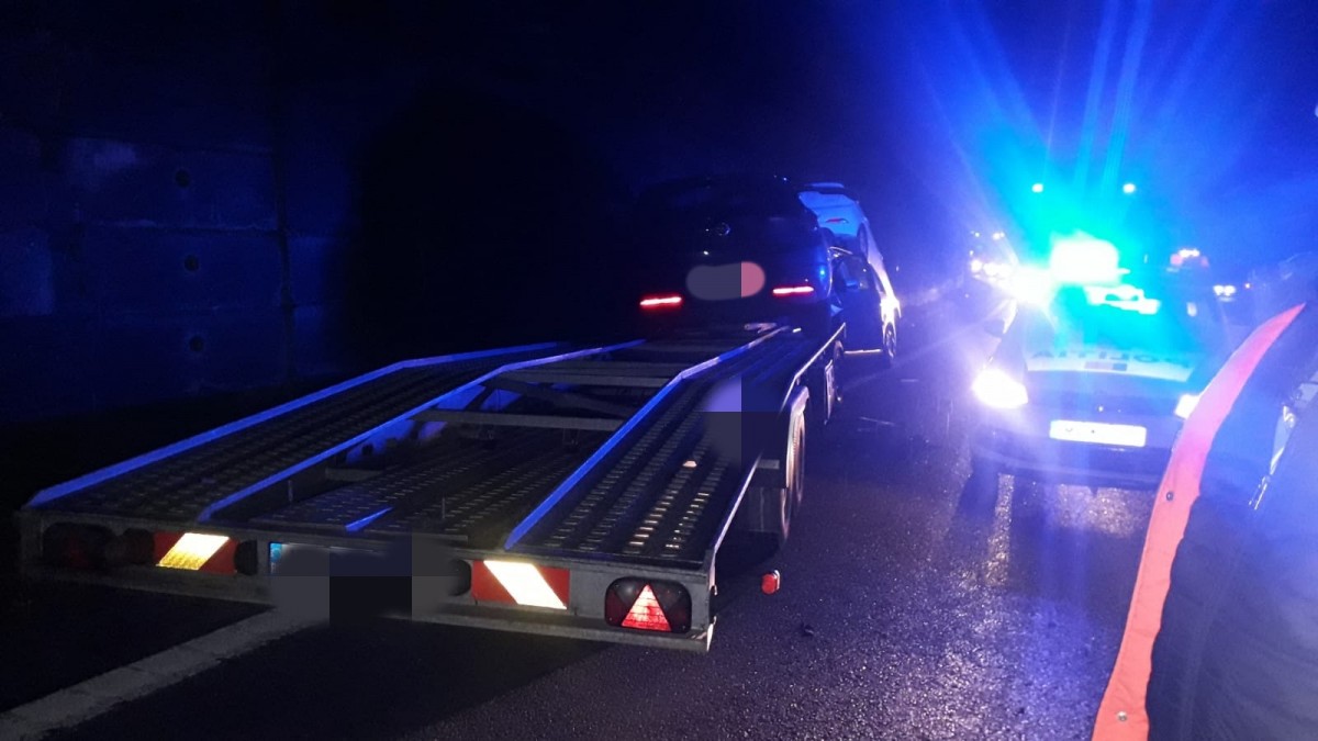 Ziua și accidentul pe Valea Oltului: O platformă încărcată s-a desprins în mers și a intrat pe contrasens
