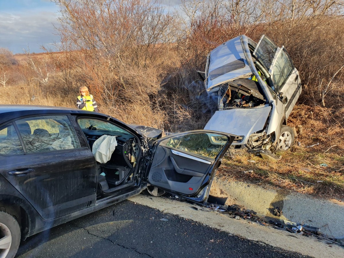 Șoferul care a provocat accidentul de la Apoldu de Sus a murit
