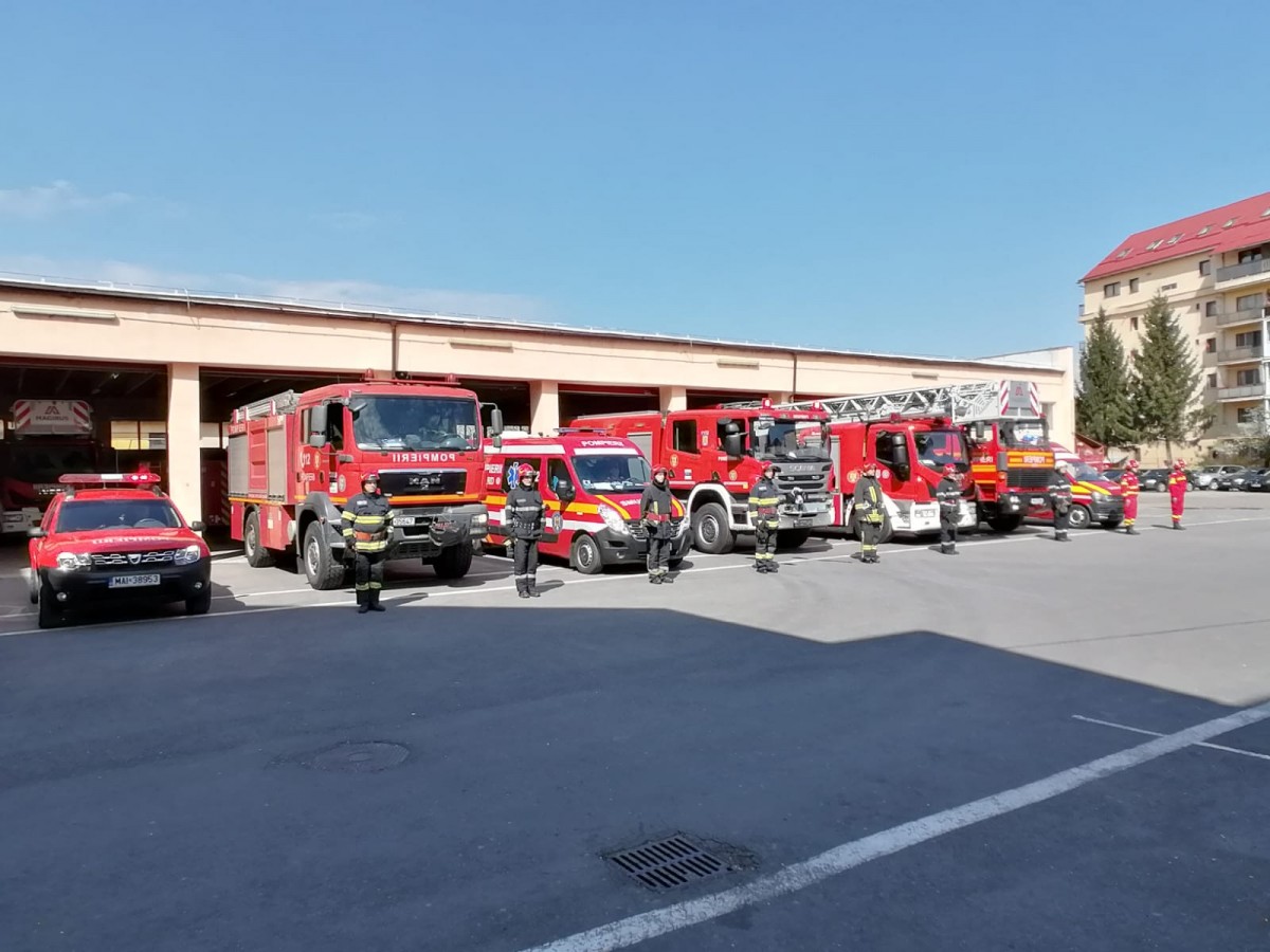 VIDEO/Moment de reculegere al pompieriilor sibieni pentru colegul din Constanța răpus de coronavirus