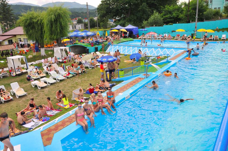 Este rentabil un aqua park în Sibiu? Răspunsul administratorilor de ștranduri