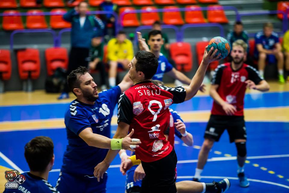 HC Sibiu speră să reuşească primul succes din deplasare. La Baia Mare