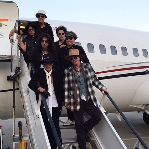 Johnny Depp a ajuns în România, unde va susţine un concert pe 6 iunie