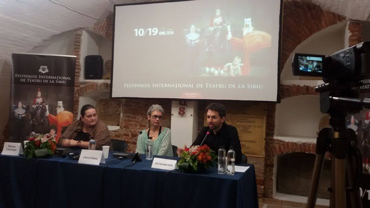 Oana Pellea la Sibiu: „Nu cred că teatrul poate schimba lumea”
