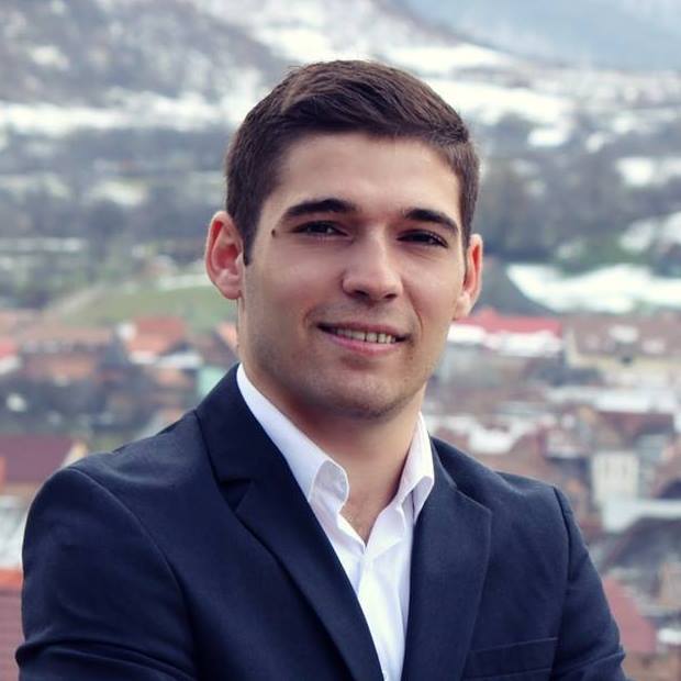 #PrimulVot ,,Mi-aș dori să nu mai văd aceleași fețe politice de 25 de ani” VIDEO