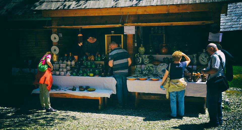 12.311 vizitatori la cea de-a patra ediție a Târgului ,,Frumos. Ceramic. Folositor. Ceramica de Turda și de Vama