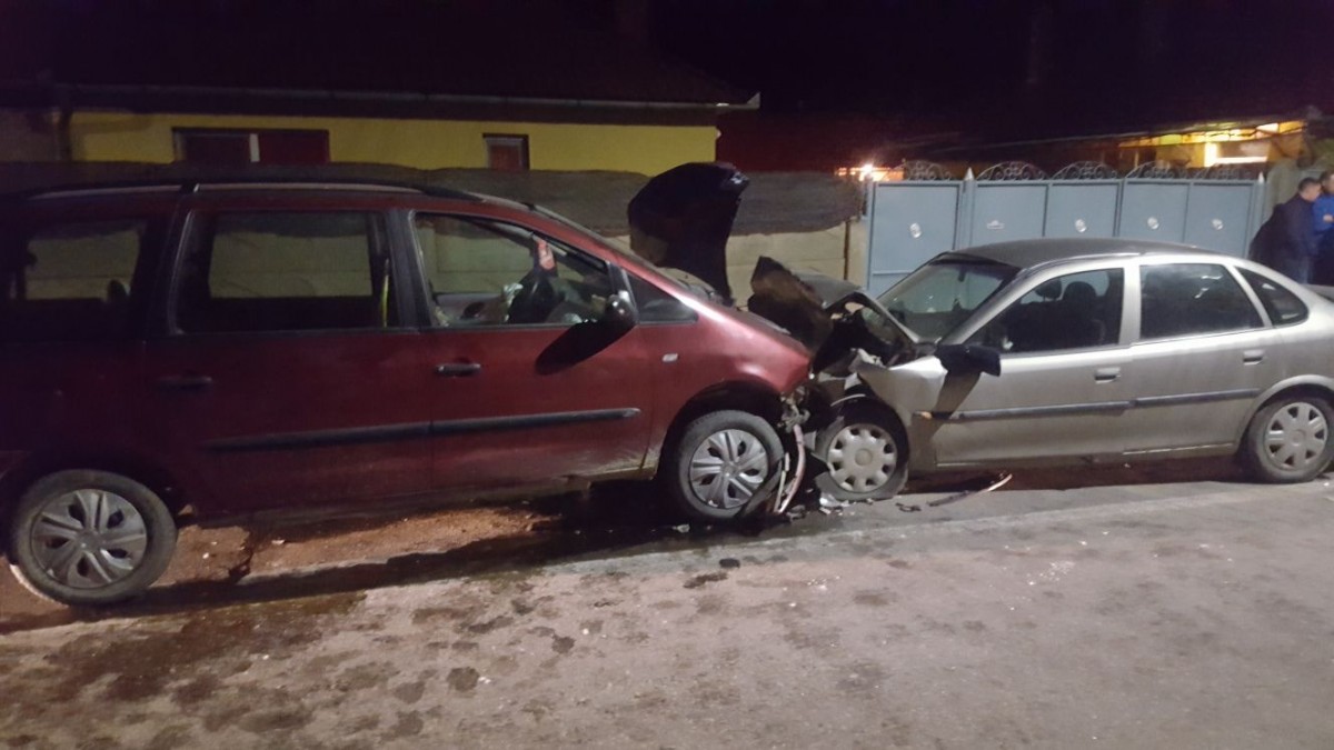 Accident grav între Gura Râului și Orlat. Patru victime, una încarcerată