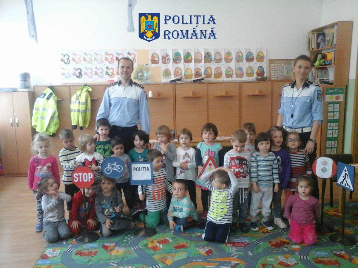 Poliția continuă activitățile pentru creșterea gradului de siguranță al elevilor