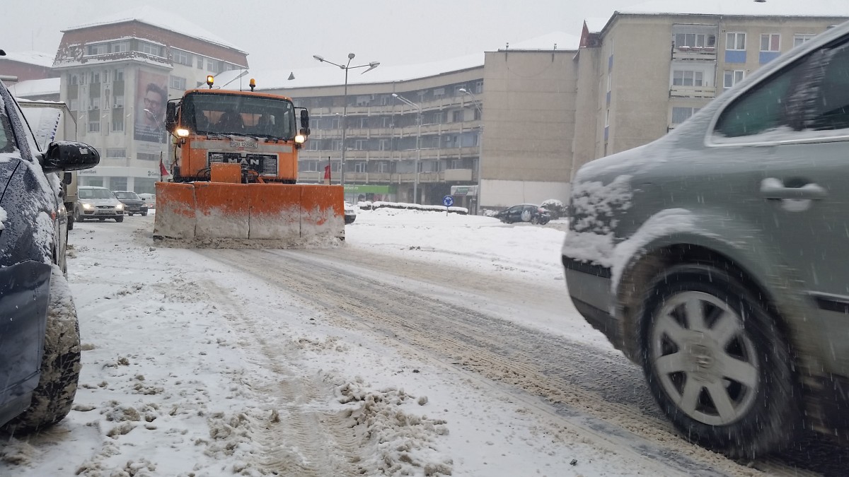 Cât costă deszăpezirea din iarna aceasta? Cât cea din ultimii trei ani laolaltă, cel mult
