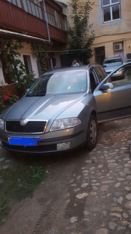 28 de șoferi au rămas fără mașini în 2018, după ce hoții au găsit cheile în autoturisme