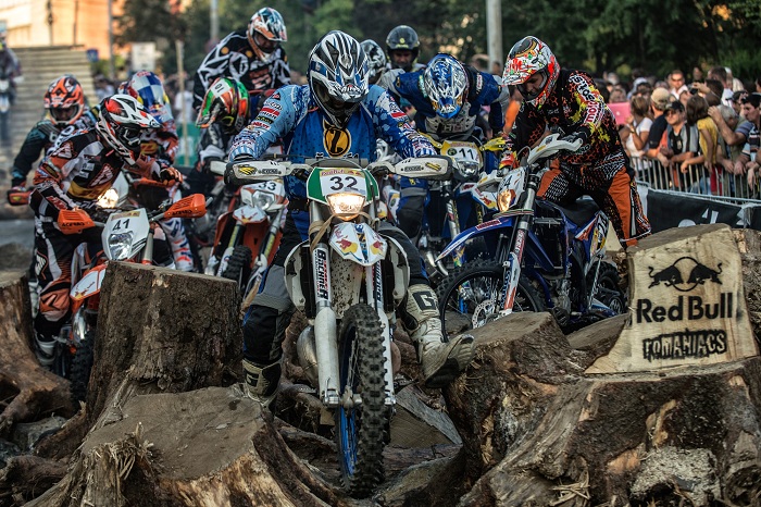 Rideri din 37 de tari, de pe sase continente  ̶  la Red Bull Romaniacs 2015