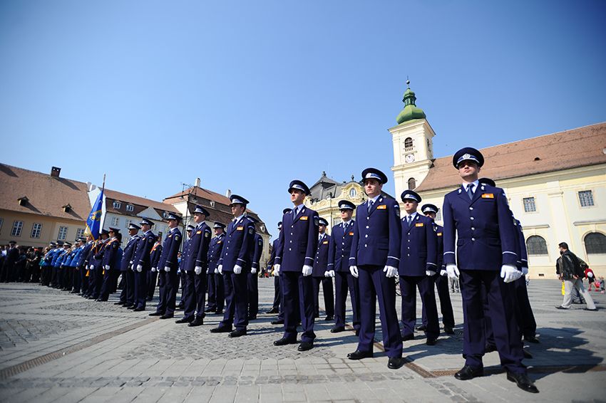 160 de polițiști suplimentari, în zona școlilor