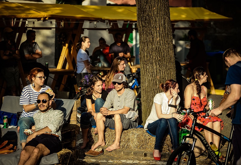 Editia de vara Huet.Urban: calfe calatoare, mesteri locali si ateliere pentru copii