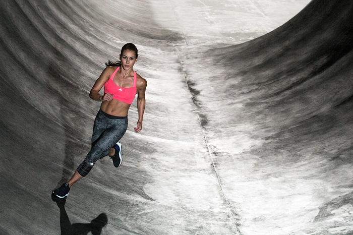 Alergare nocturna pe strazile din centrul istoric al Sibiului – la Moonlight Run