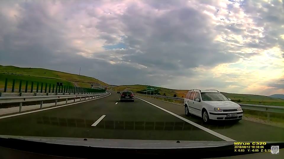 Asociația Pro Infrastructură cere CNAIR instalarea de urgență a unor indicatoare  de avertizare pe autostrăzi, pentru cei care riscă să pătrundă pe interzis