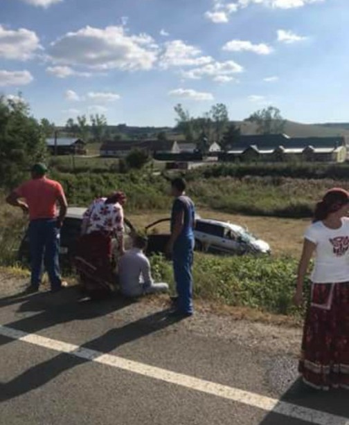 Accident cu cinci victime pe DN14. Două mașini au ajuns în afara drumului