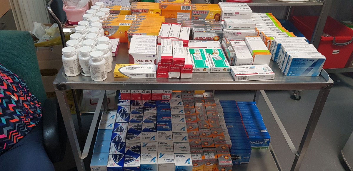 Mămicile din Sibiu și-au făcut asociație. Strâng medicamente pentru copiii bolnavi