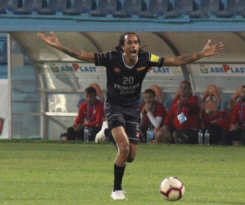 FC Hermannstadt s-a mai despărțit de un fotbalist