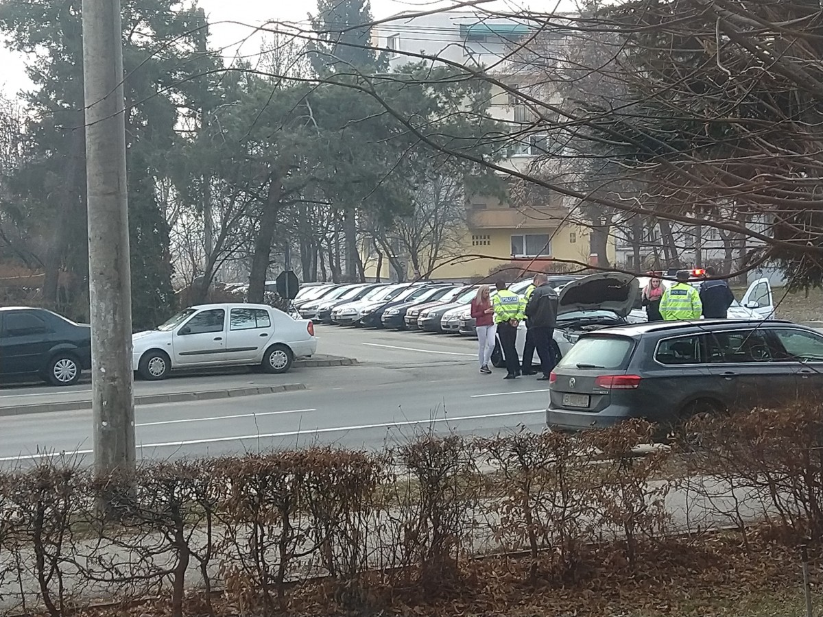 Tânără fără permis, urmărită de poliție prin Sibiu în plină zi