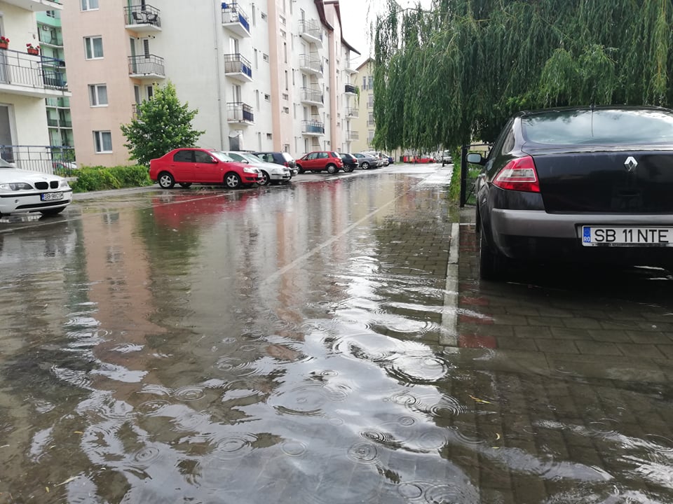 O nouă furtună așteptată astăzi să se abată asupra Sibiului
