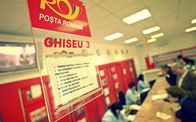 Explicație: De ce au umplut turiștii veniți în Sibiu cărțile poștale cu timbre. Erau pe stoc prea multe!