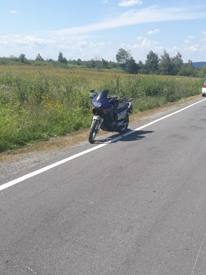 Motociclist rănit la intrarea pe Transfăgărășan. A ajuns la urgențe