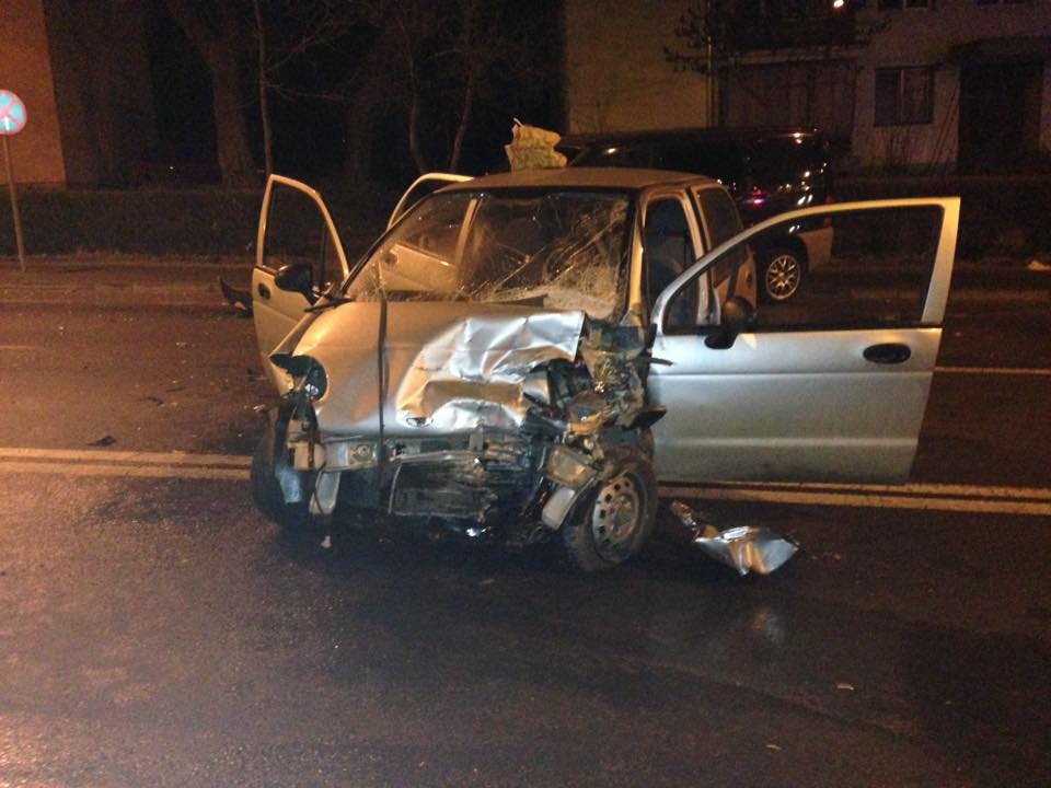 Coliziune frontală pe strada Bâlea