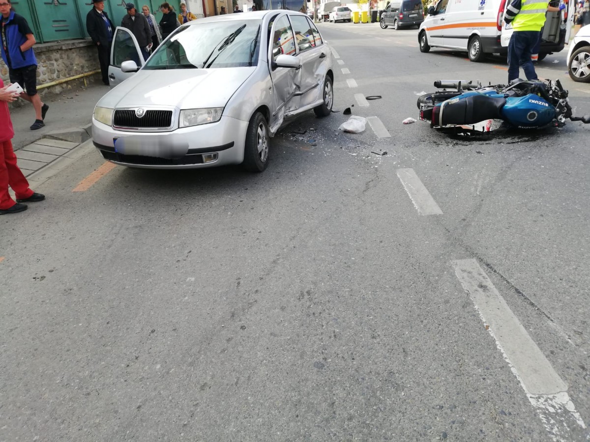 ACTUALIZARE Motociclist rănit grav pe strada Cimitirului. A fost dus la spital inconștient