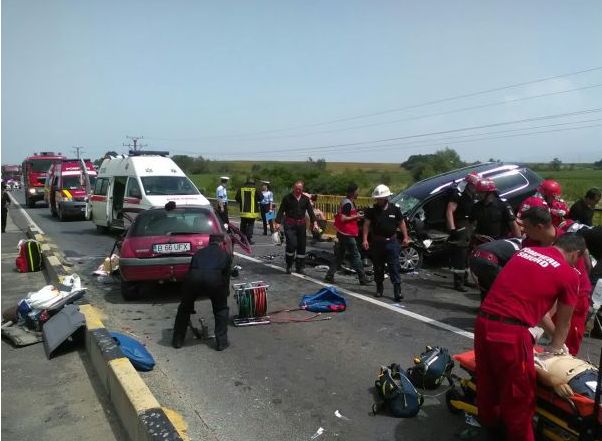 Grav accident între Brașov și Sibiu. Trei morți și doi răniți
