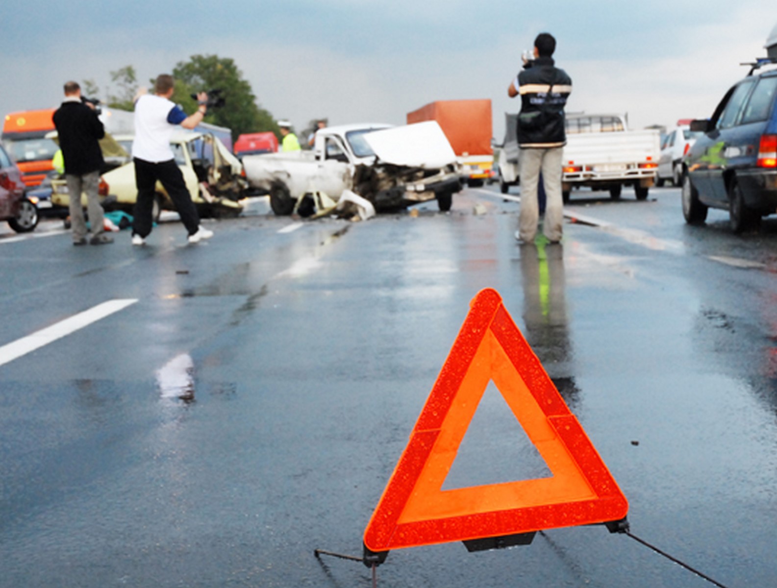 Propunere: ITP suspendat pentru maşinile lovite grav