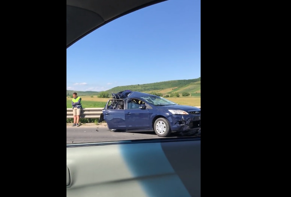 Femeia rănită ieri, în accidentul de pe A1, este în stare foarte gravă