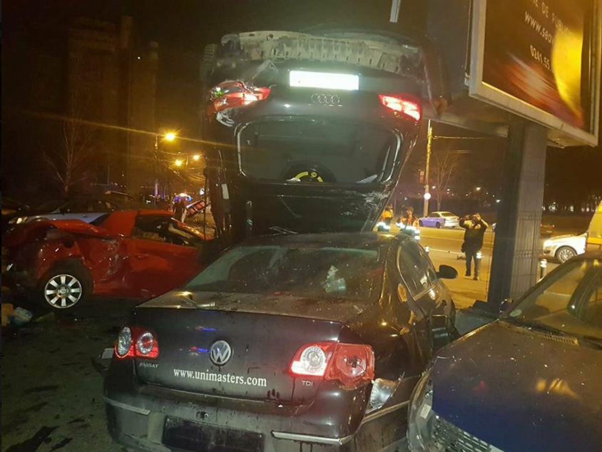 Zece maşini au fost distruse într-un accident, la Constanța | foto video