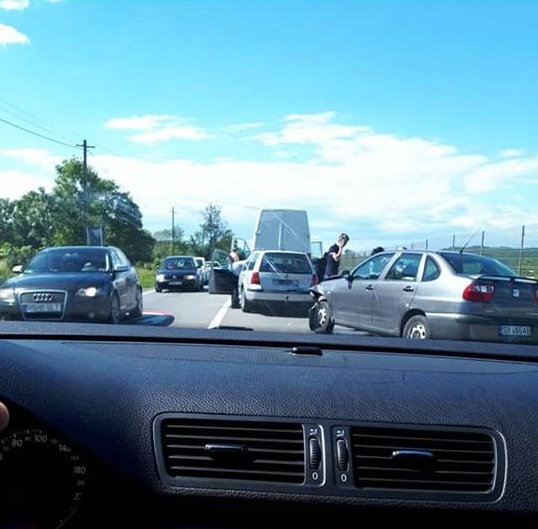 Accident în lanț pe DN7, la intrare în Tălmaciu