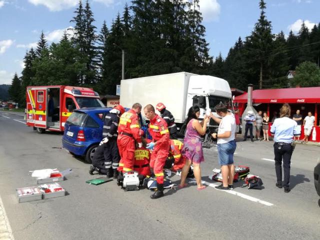 O sibiancă însărcinată în luna a șaptea a murit într-un accident de mașină la Predeal. Nici bebelușul nu a putut fi salvat