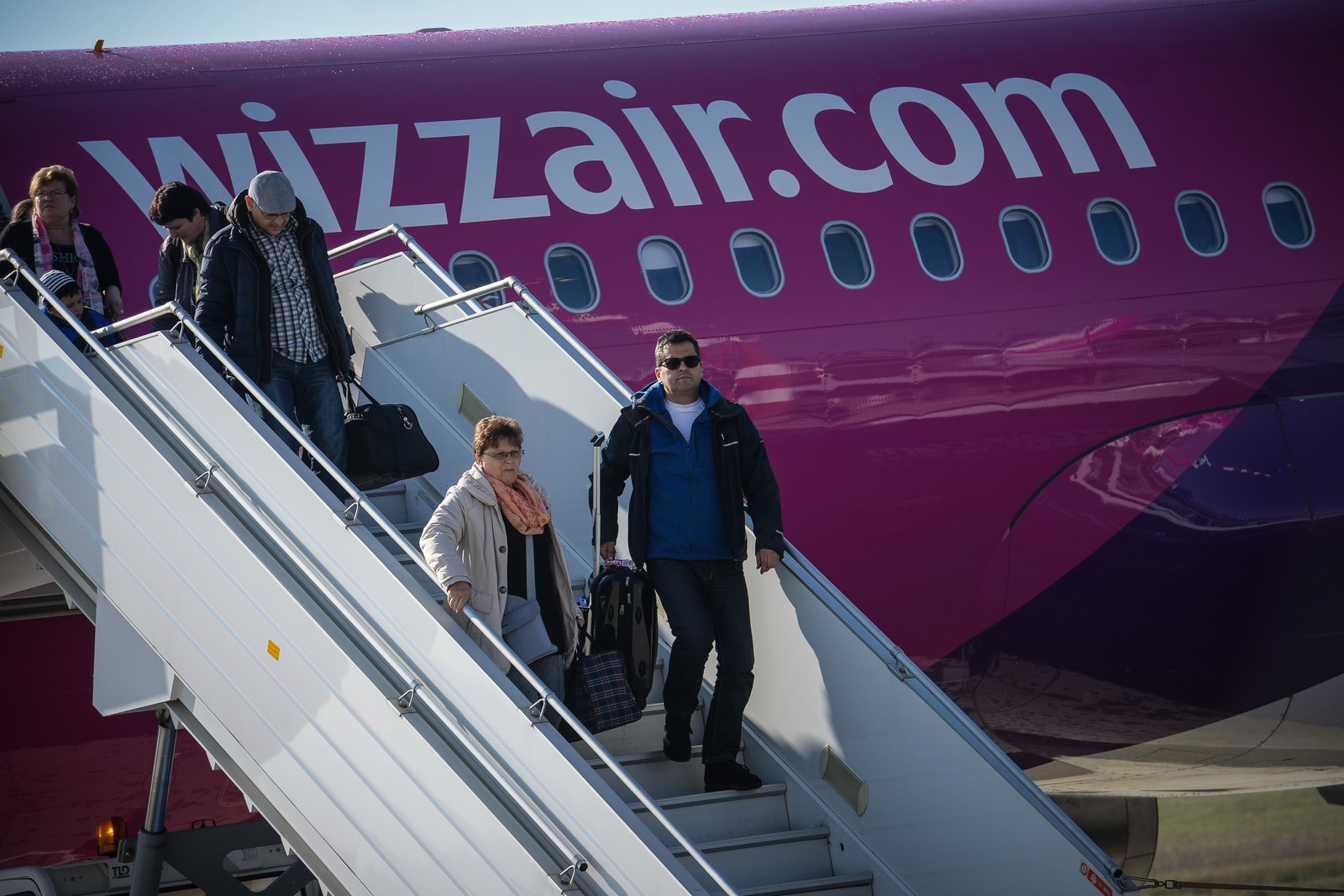 Surse. Wizz Air leagă Sibiul de Milano, Madrid, Memmingen și Nürnberg, din vară