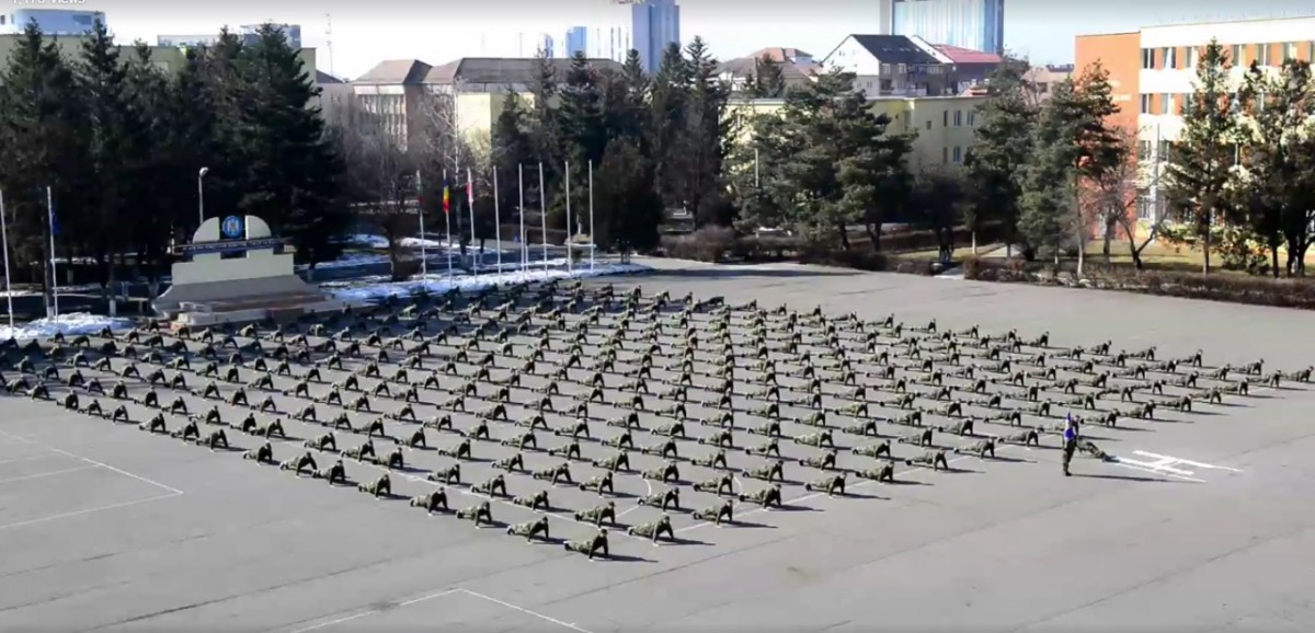 VIDEO | 22 de flotări pentru militarii veterani