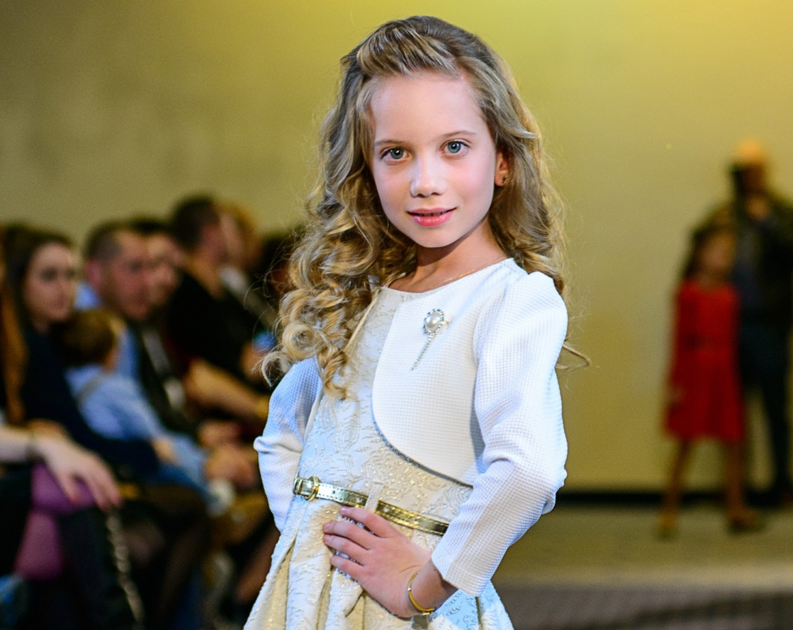 Copiii sibienilor au obținut locuri fruntașe la concursul „Little Miss&Mister World România”