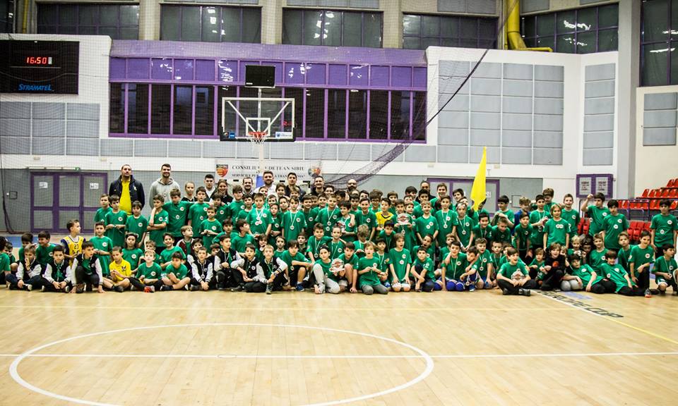 Baschetbaliștii de la Alpha se pregătesc de Campionatul U13, în Sala Transilvania