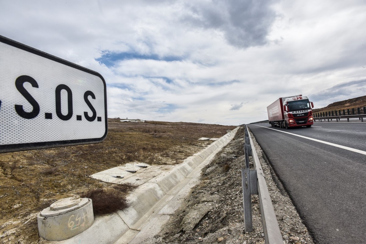 Autostrada Sibiului, uitată în viitor. „Se joacă cu bricheta la gura rezervorului“