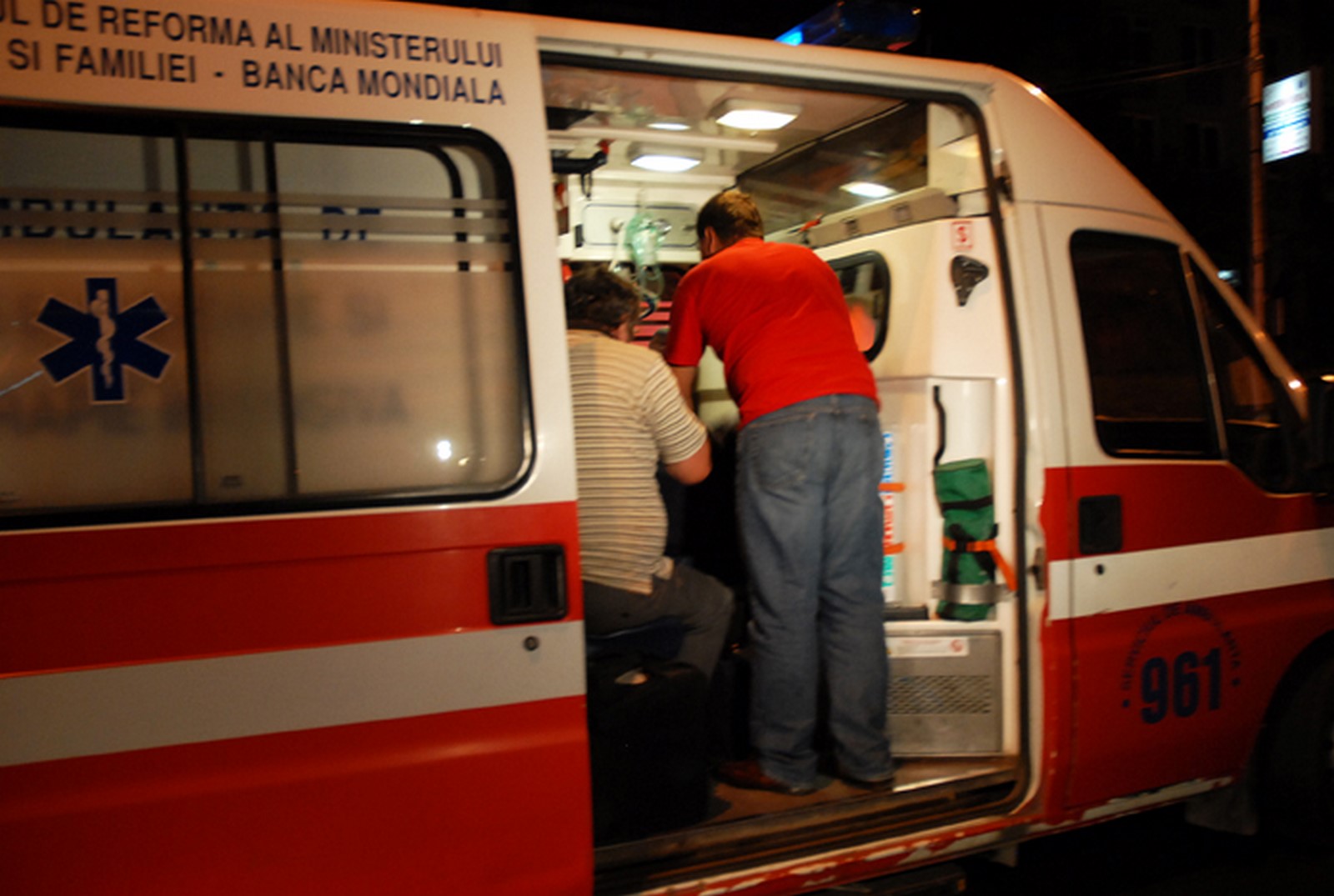 Accident pe Școala de Înot: Pieton lovit pe trecere