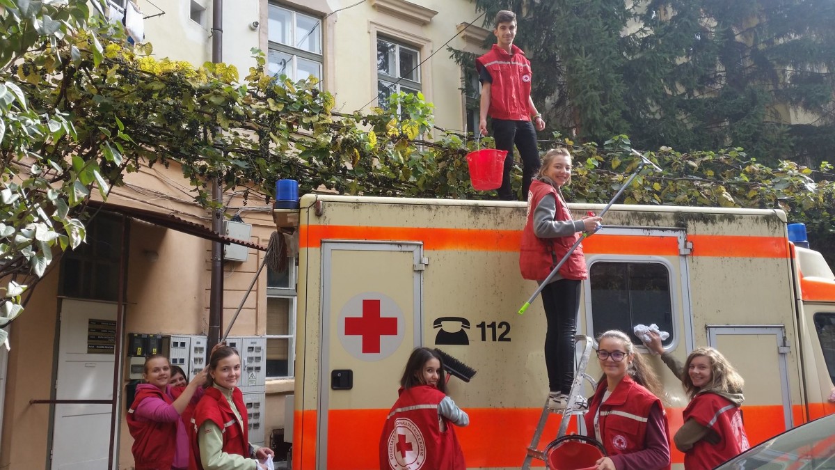 Crucea Roșie Sibiu dă sâmbătă startul unor evenimente de strângere de fonduri. Pentru un Serviciu de Ambulanță funcțional