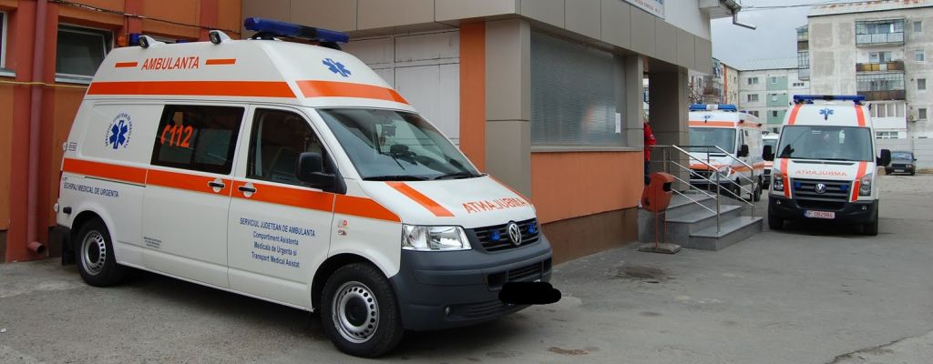 Spitalele sibiene nevoite să anunţe cu o zi înainte dacă au nevoie de ambulanţe