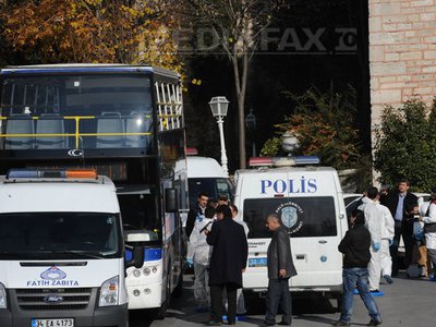 Cel puţin cinci morţi, într-un atentat cu maşină-capcană la o secţie de poliţie din Turcia