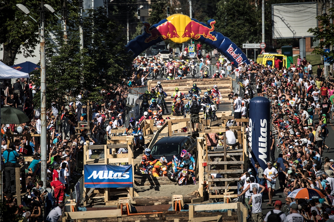 Bulevardul Corneliu Coposu va fi restricționat circulației auto pentru Red Bull Romaniacs