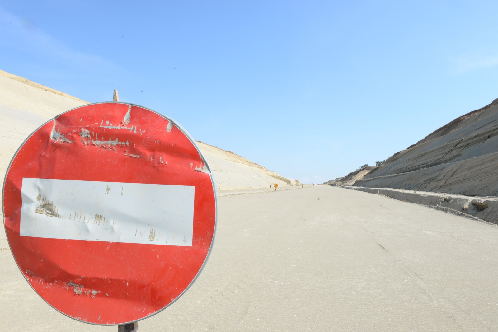 Autostrada Sibiu – Brașov. Ce s-a născut mort nu are cum să moară