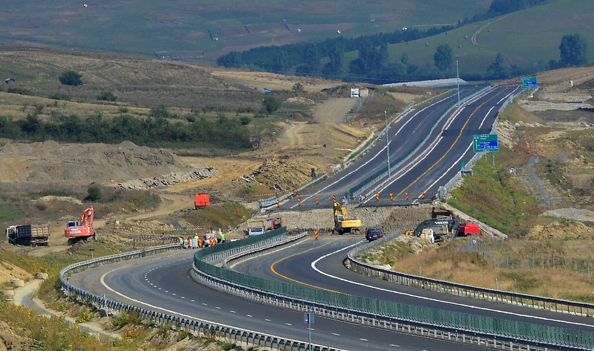 Ministrul Transporturilor află ”pe surse” despre reparațiile la autostrada Orăștie-Sibiu. ”Sunt unele informații bune și altele mai puțin bune!”