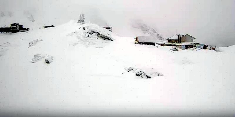 Risc mare de avalanșă în Munții Făgăraș. Zăpada măsoară peste 80 de centimetri la Bâlea