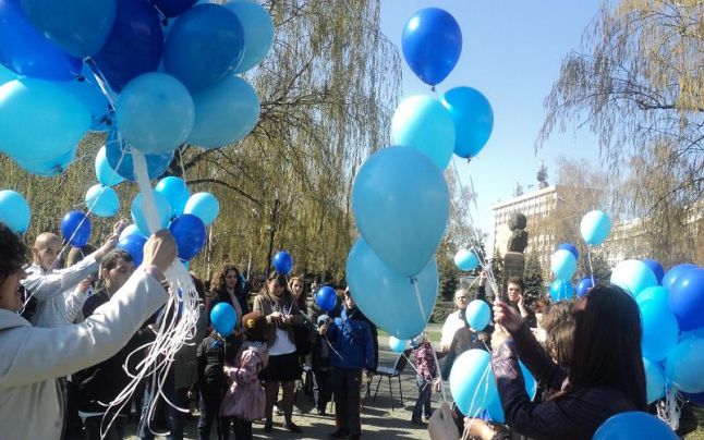 Sibienii, în marș de Ziua Internațională a Conștientizării Autismului