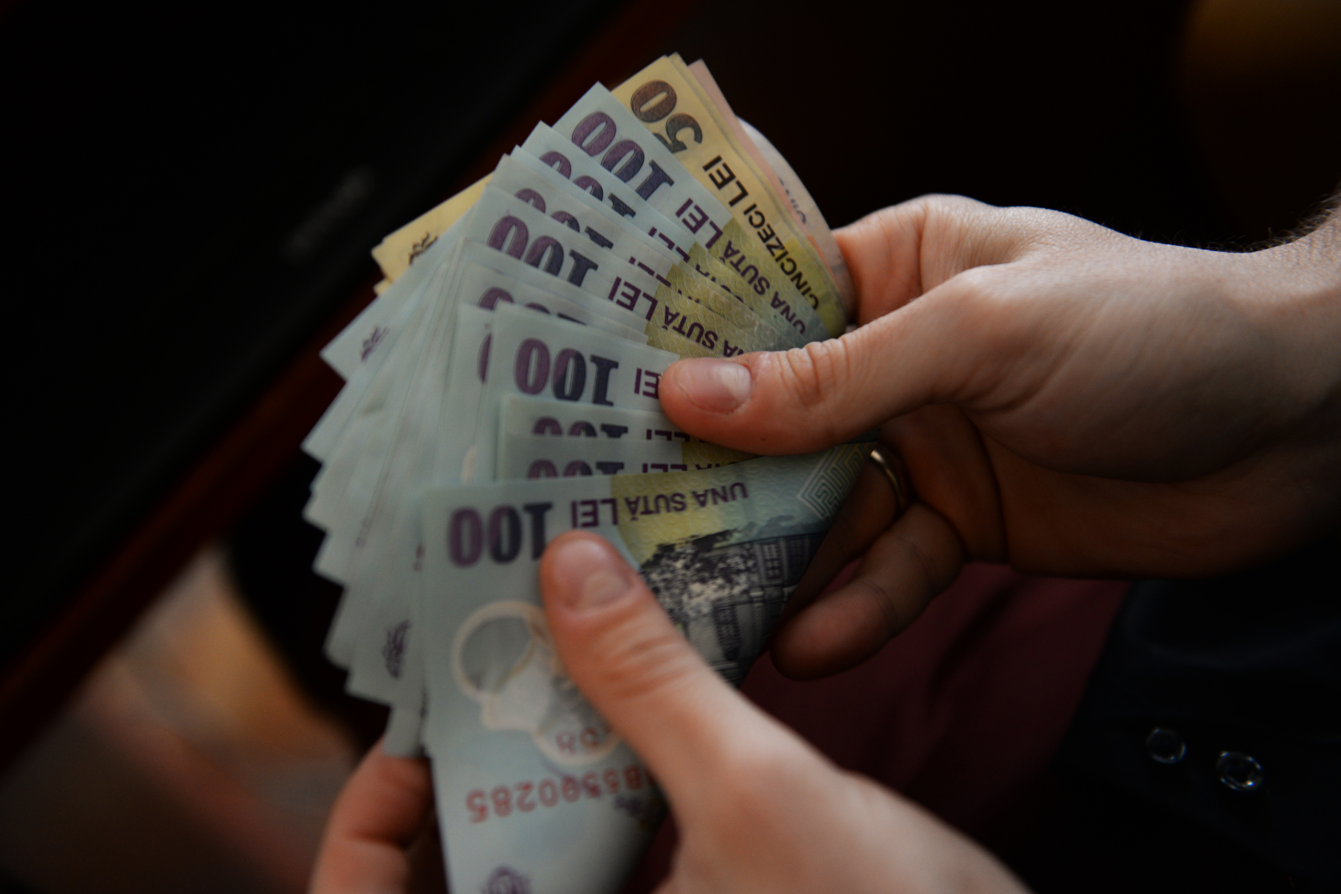 Polițiștii caută proprietarul unei sume considerabile de bani, sumă pierdută în Sibiu